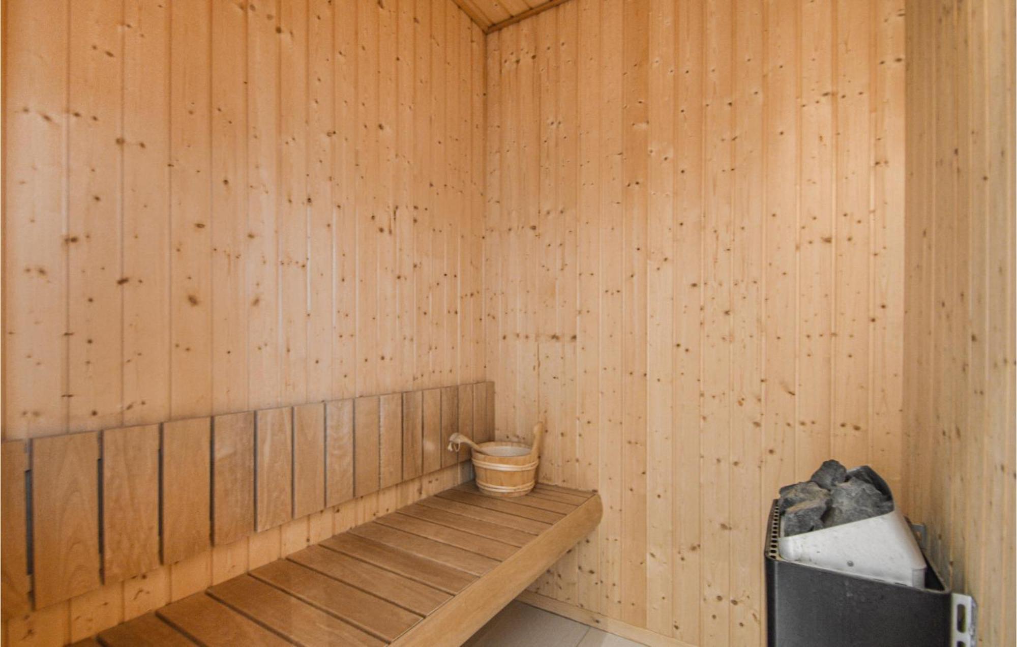 3 Bedroom Amazing Home In Romo Rømø Kirkeby 外观 照片